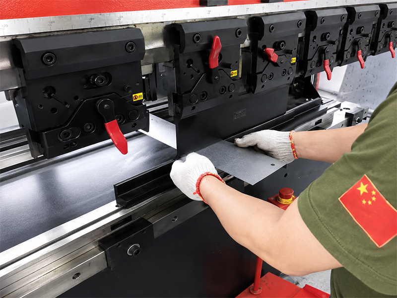 sheet metal bending and forming for custom fabricated parts